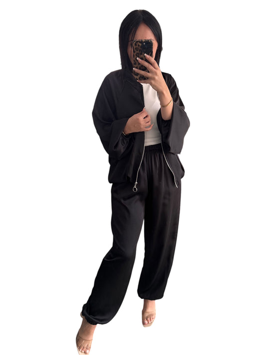 Conjunto Satinado Negro