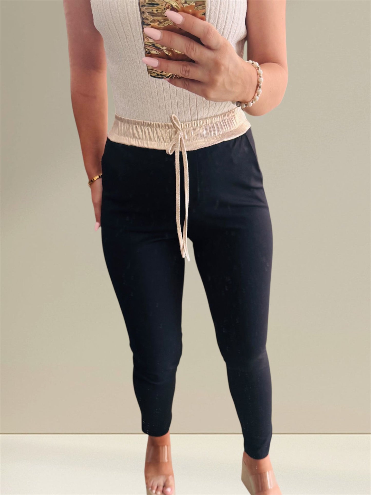 PANTALON CINTURON  DORADO